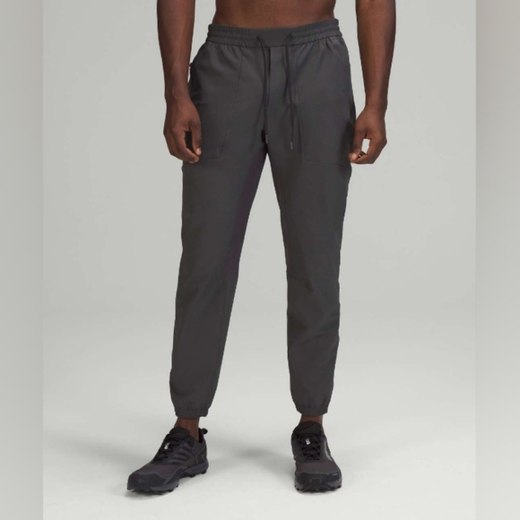 🆕 Lululemon Men's LICENSE TO TRAIN Jogger, GRAPHITE GREY, Size XS, LM5AEGS, NWT - Picture 1 of 14